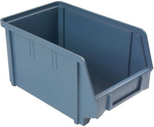 Stackable plastic tray