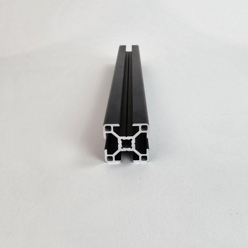 Čierny eloxovaný hliníkový profil 30x30 T-slot; s prírezom