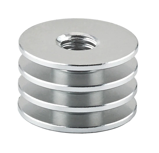 Mini heatsink se závitem M6